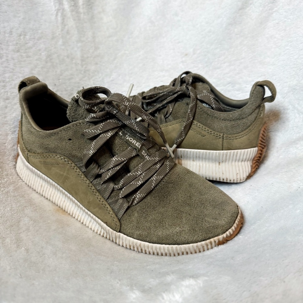 Sorel Out N About plus waterproof suede green sneakers size 6.5